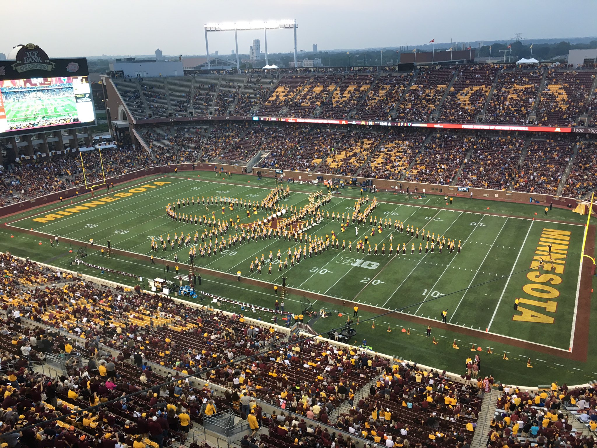 WATCH Minnesota band rows the boat in honor of P.J. Fleck